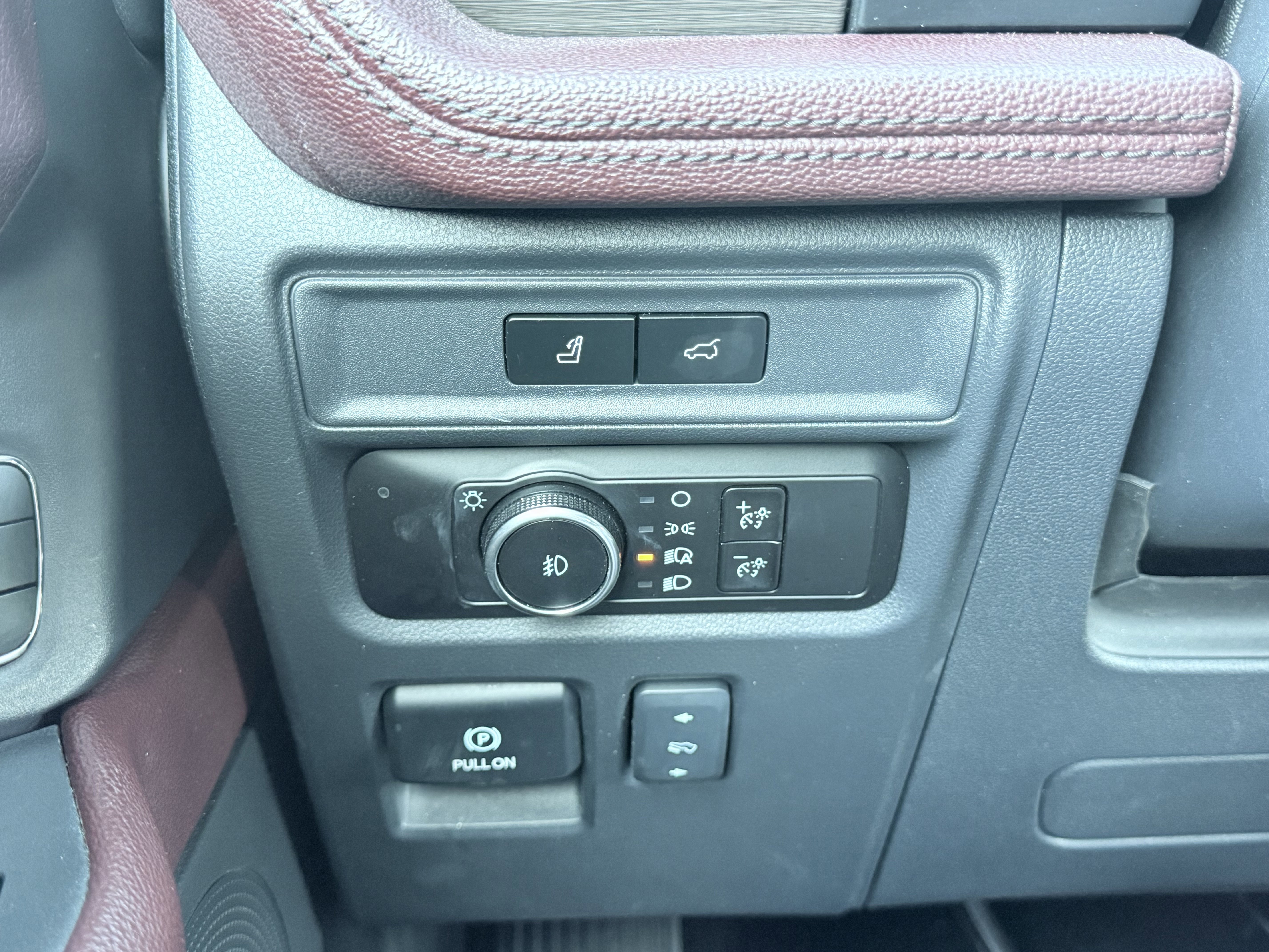 Used 2023 Ford Expedition Max Limited image 75