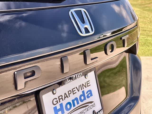 Certified 2023 Honda Pilot LX image 8
