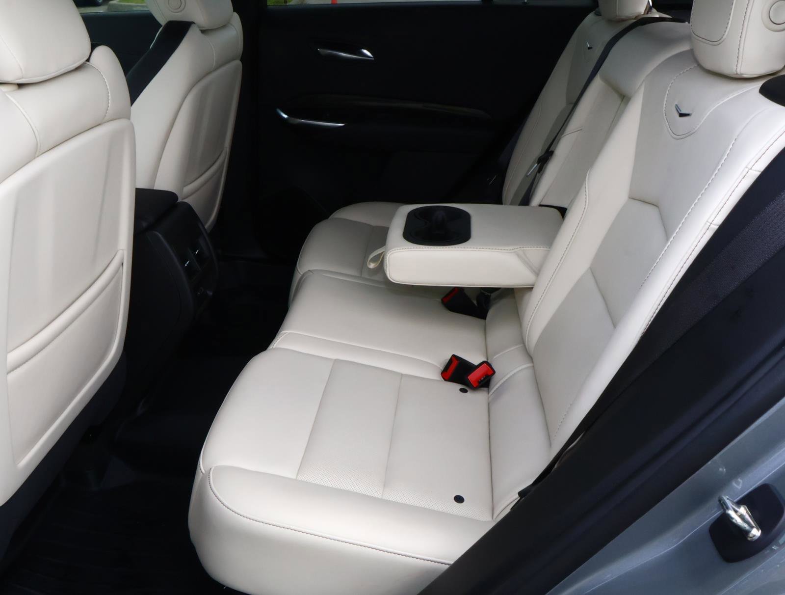 Used 2023 Cadillac XT4 Sport FWD image 26