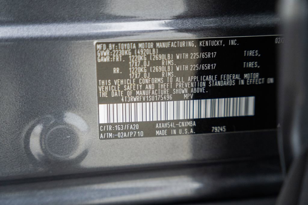 Used 2025 Toyota RAV4 XLE image 34