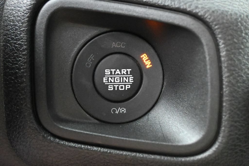 Used 2026 Jeep Wrangler Unlimited Sport AWD/4WD image 6