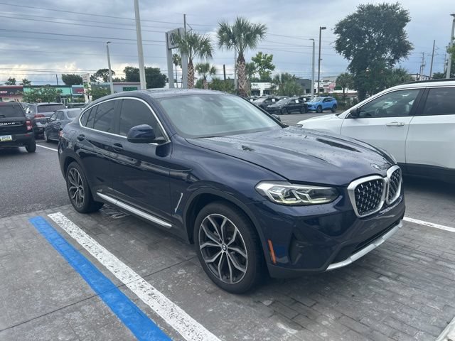 Used 2022 BMW X4 xDrive30i w/ Convenience Package AWD/4WD image 3