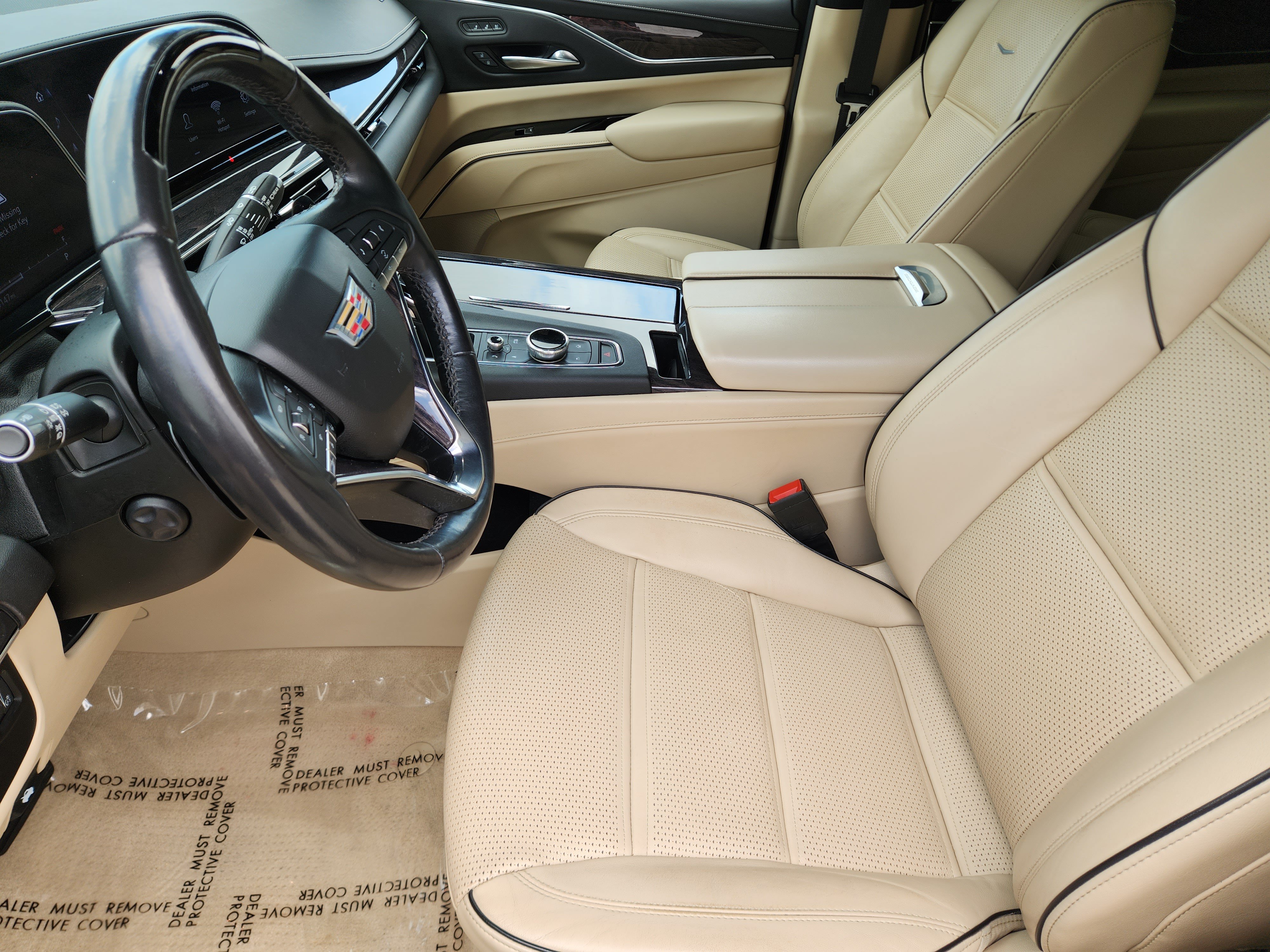 Used 2022 Cadillac Escalade Premium Luxury RWD image 12