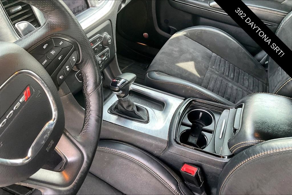 Used 2017 Dodge Charger R/T RWD image 16