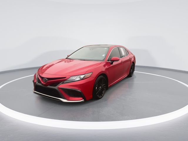 Used 2024 Toyota Camry XSE FWD image 5