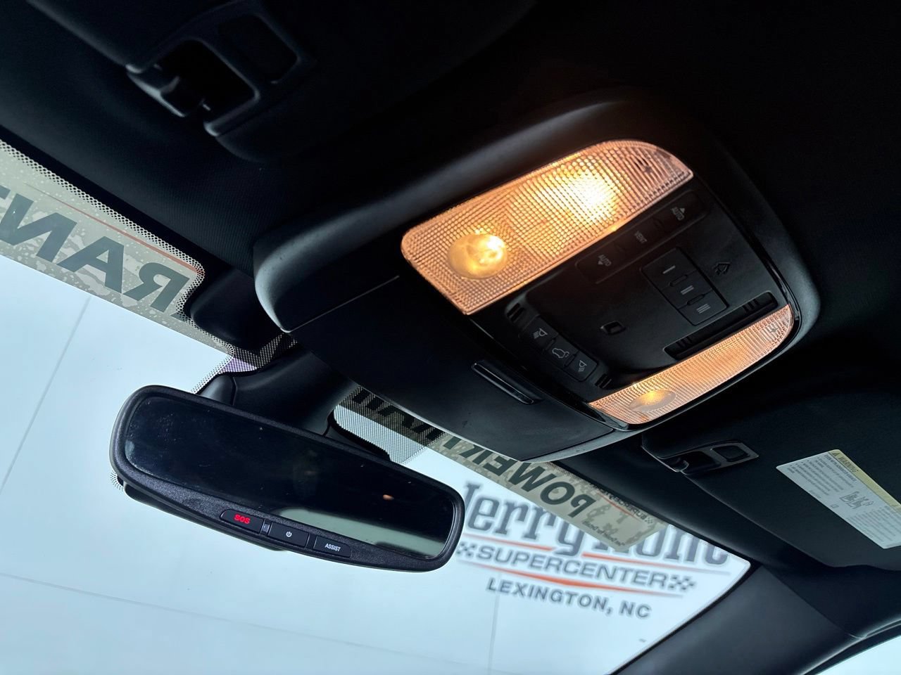 Used 2024 Dodge Durango GT RWD image 22