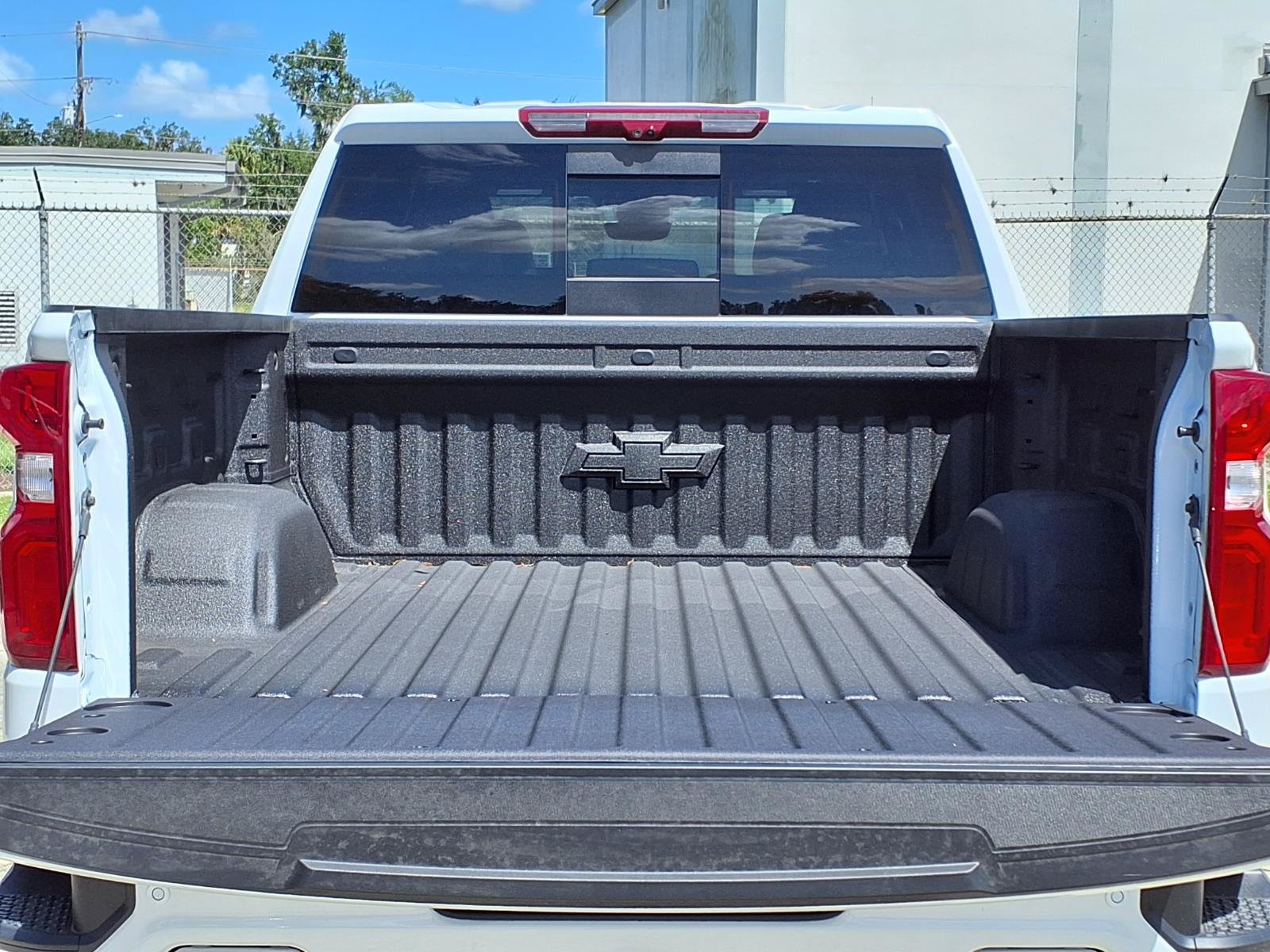 New 2026 Chevrolet Silverado 1500 High Country AWD/4WD image 7