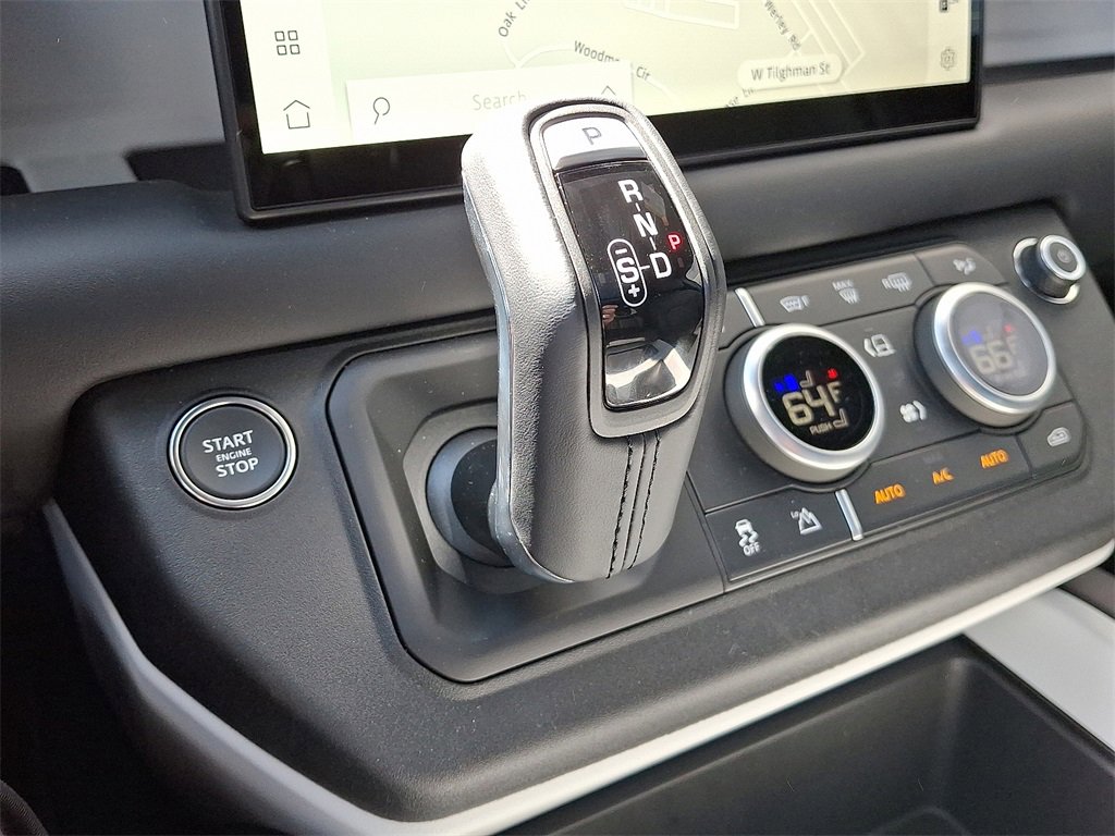 New 2025 Land Rover Defender 110 S image 12