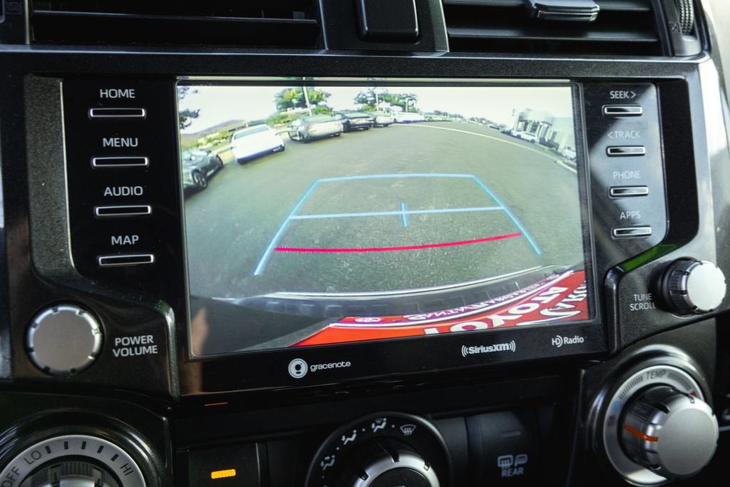Used 2022 Toyota 4Runner TRD Off-Road Premium AWD/4WD image 19