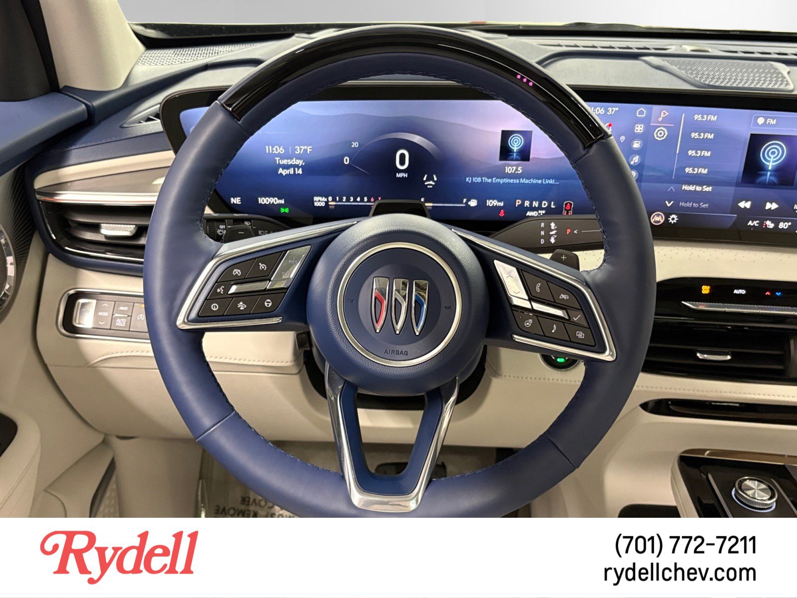 Used 2025 Buick Enclave Avenir w/ Super Cruise Package image 13