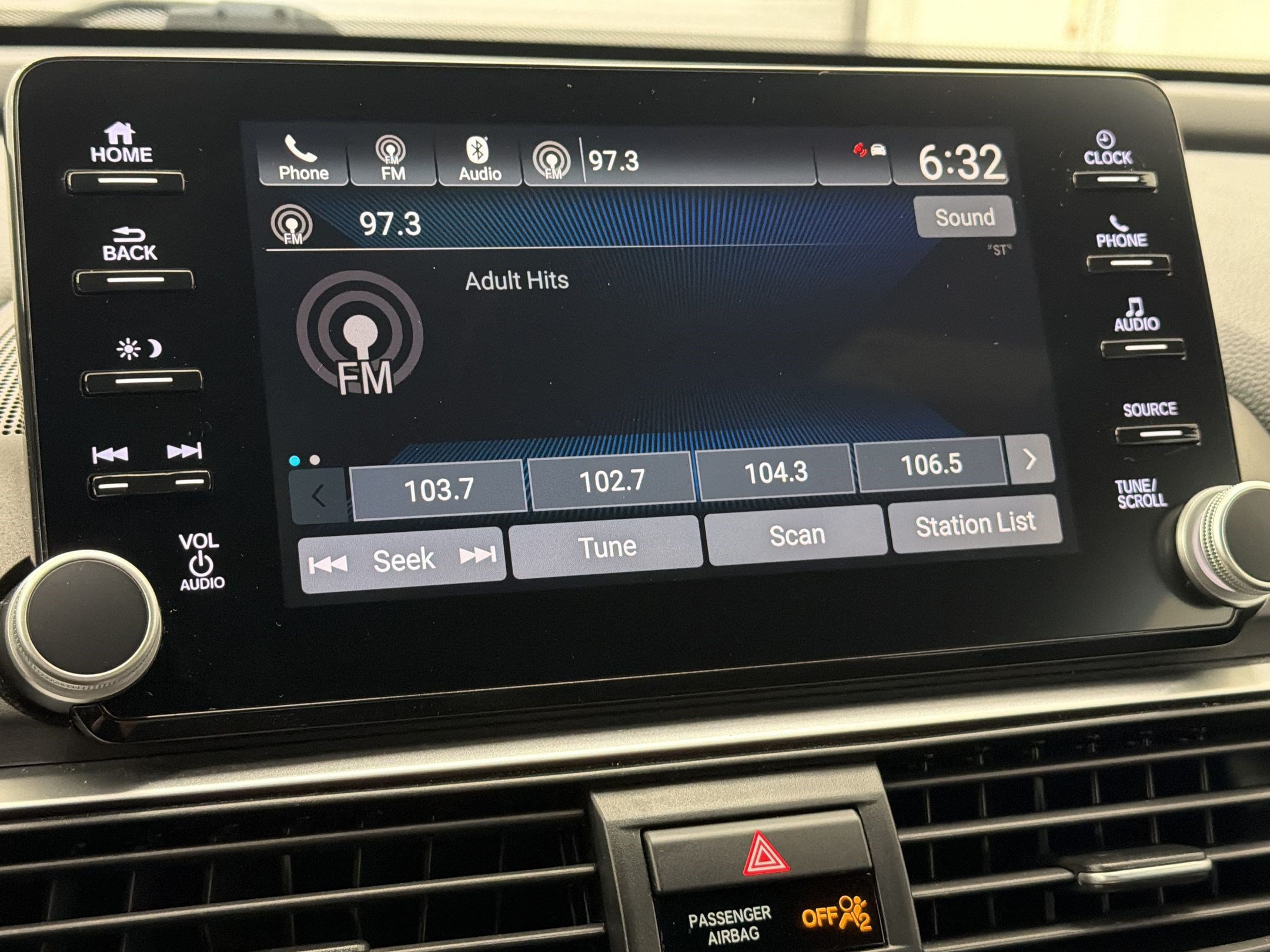 Used 2019 Honda Accord Sport image 22