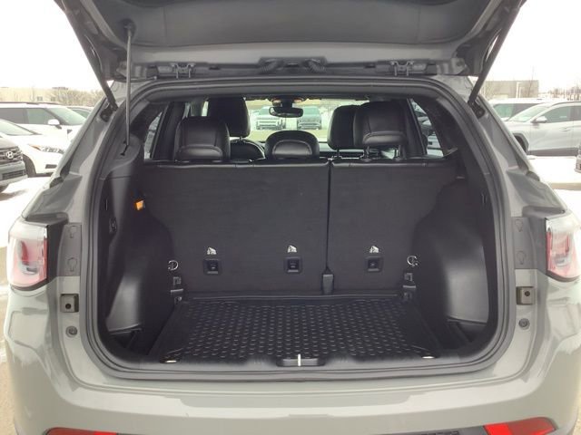 Used 2023 Jeep Compass Altitude w/ Convenience Group image 16