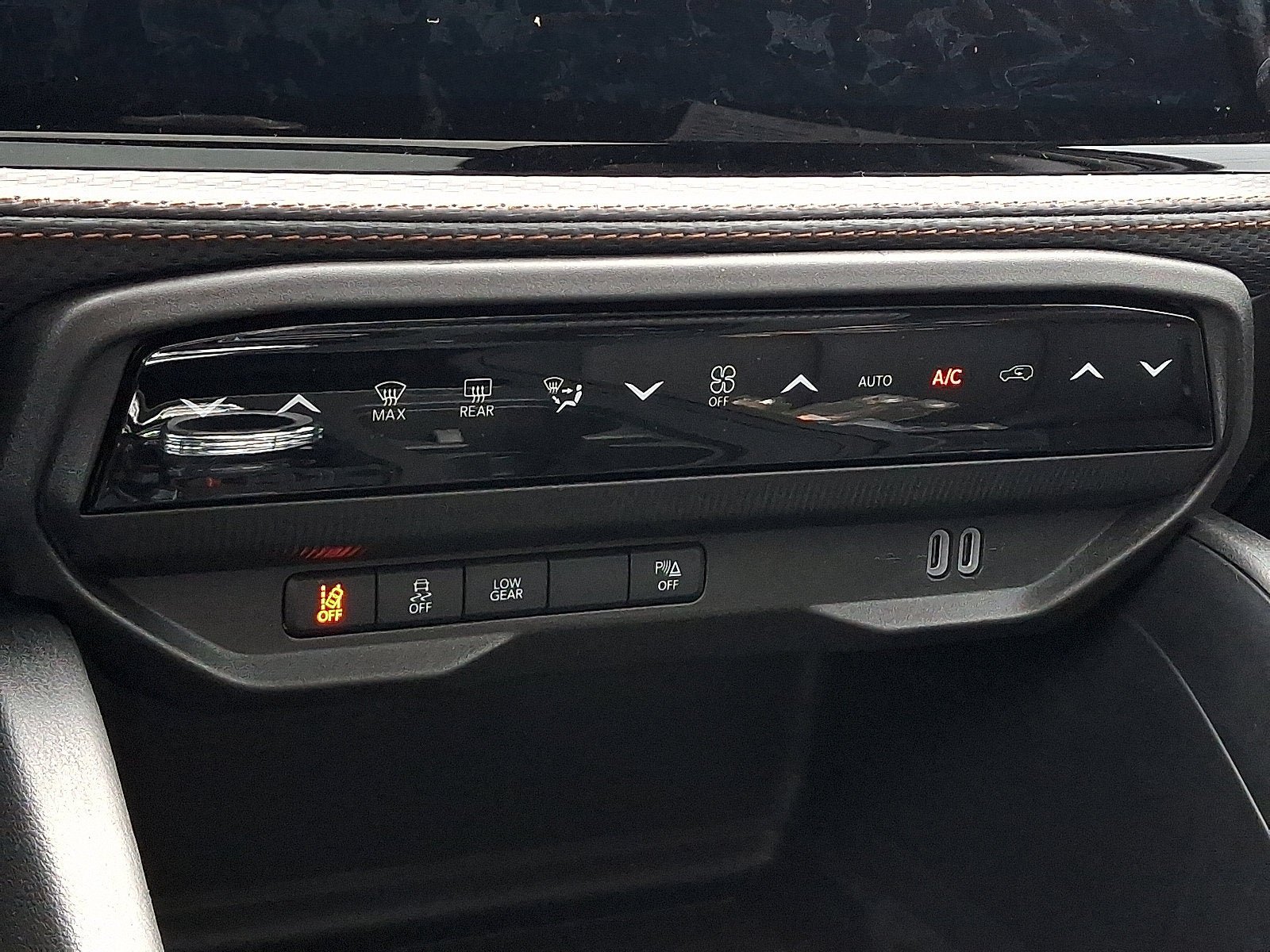 New 2026 Jeep Cherokee Overland AWD/4WD image 12