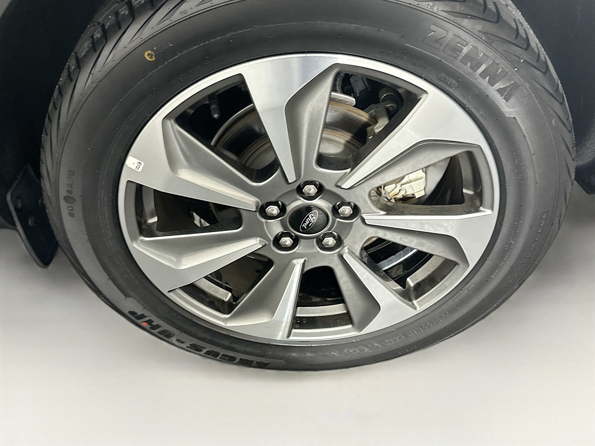 Used 2025 Ford Escape Platinum AWD/4WD image 11