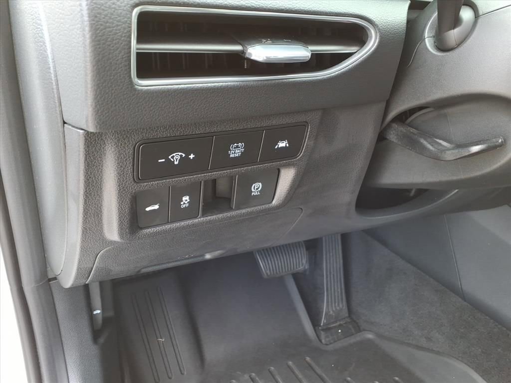 Used 2022 Hyundai Sonata Limited image 15