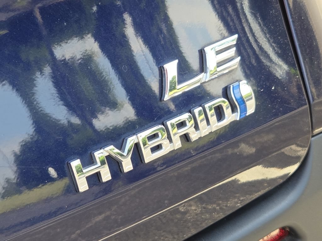 Used 2024 Toyota Sienna LE AWD/4WD image 15