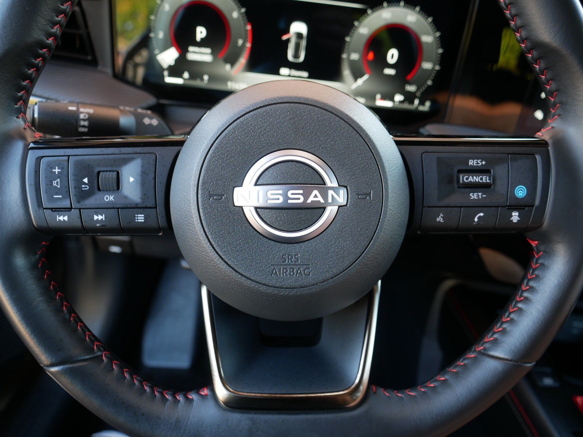 Certified 2025 Nissan Kicks SR AWD/4WD image 25