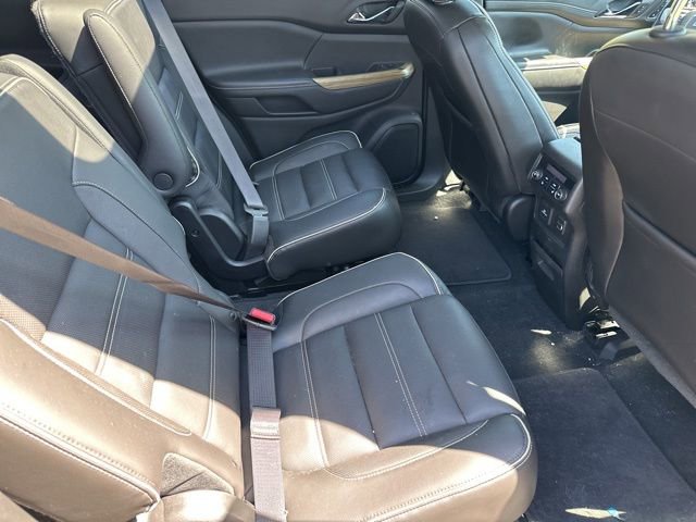 Used 2019 GMC Acadia Denali w/ Technology Package FWD image 23