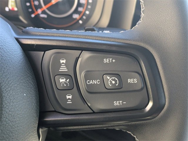 Used 2025 Jeep Wrangler Unlimited Rubicon image 26