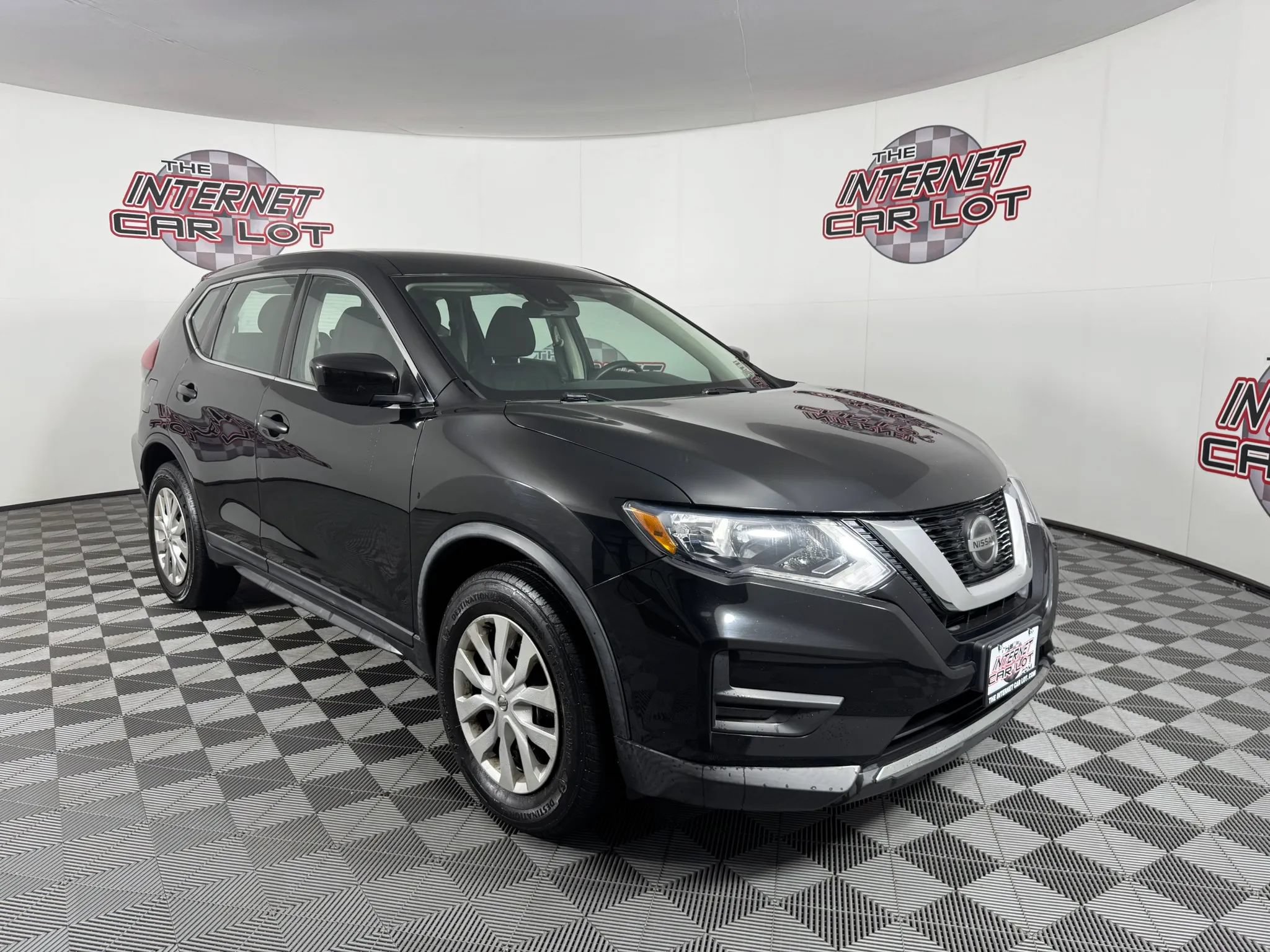 Used 2019 Nissan Rogue S AWD/4WD image 9