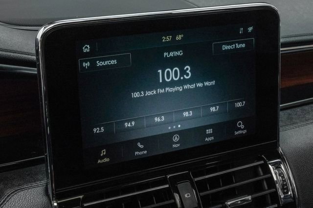 Used 2021 Lincoln Navigator Reserve w/ Luxury Package image 36