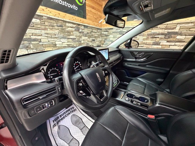 Used 2021 Lincoln Corsair AWD image 12