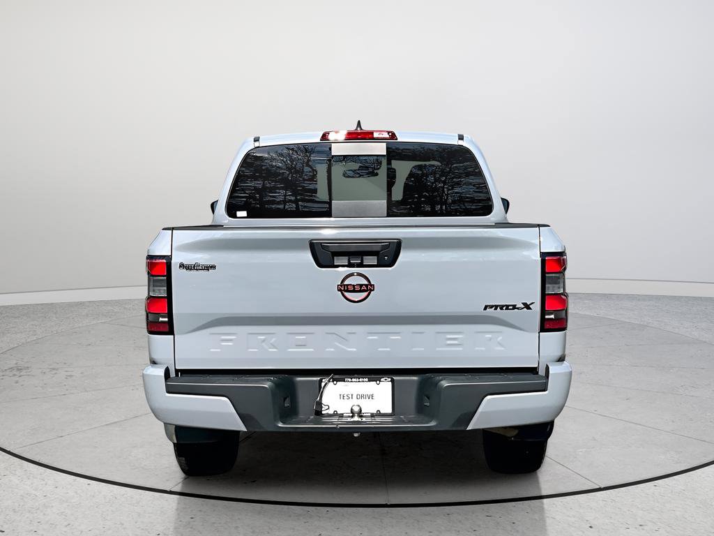 Used 2024 Nissan Frontier Pro-X image 9