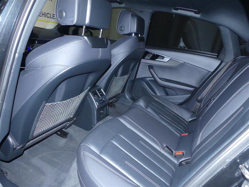 Used 2022 Audi A4 2.0T Premium w/ Convenience Package image 22