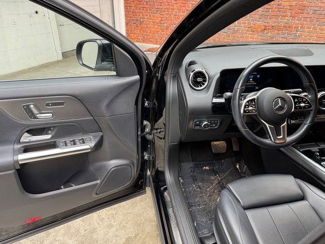 Certified 2022 Mercedes-Benz GLA 250 4MATIC image 9