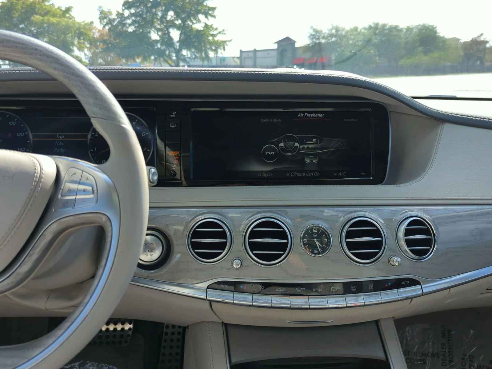 Used 2015 Mercedes-Benz S 550 Sedan image 13