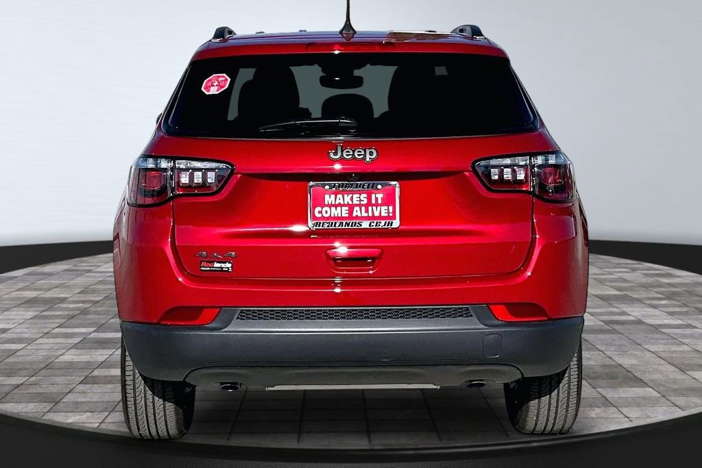 New 2026 Jeep Compass Latitude image 23