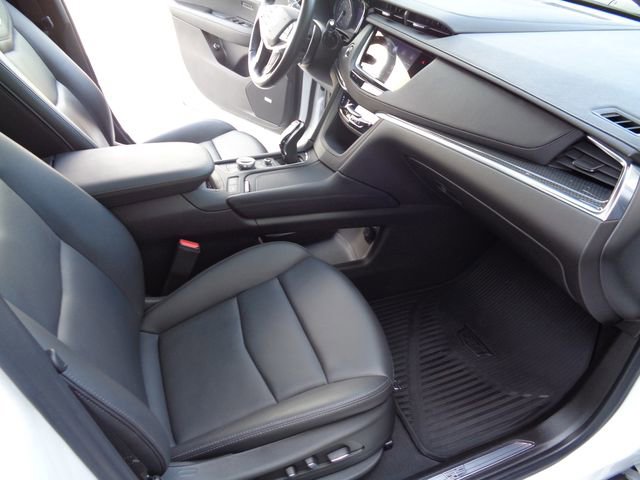 Certified 2023 Cadillac XT5 Sportv w/ Technology Package image 16