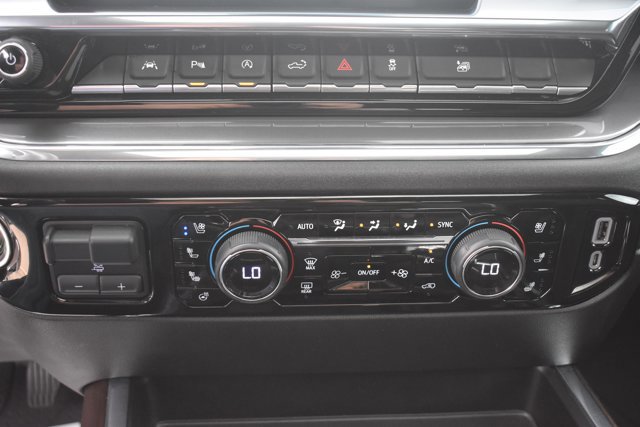 Used 2024 Chevrolet Silverado 1500 High Country image 30