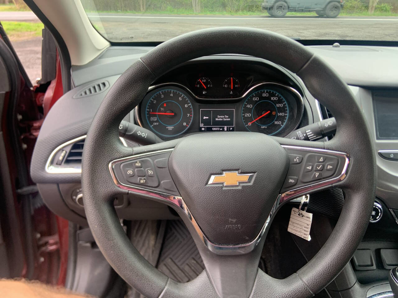 Used 2016 Chevrolet Cruze LT image 6