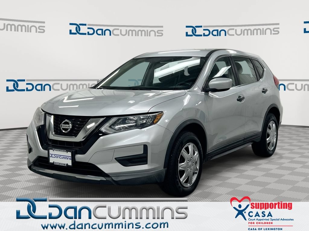 Used 2017 Nissan Rogue S AWD/4WD image 1
