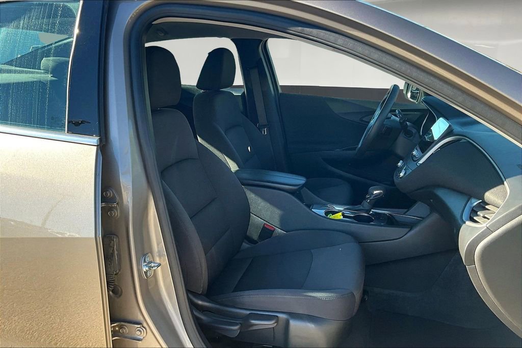 Used 2024 Chevrolet Malibu LT image 27