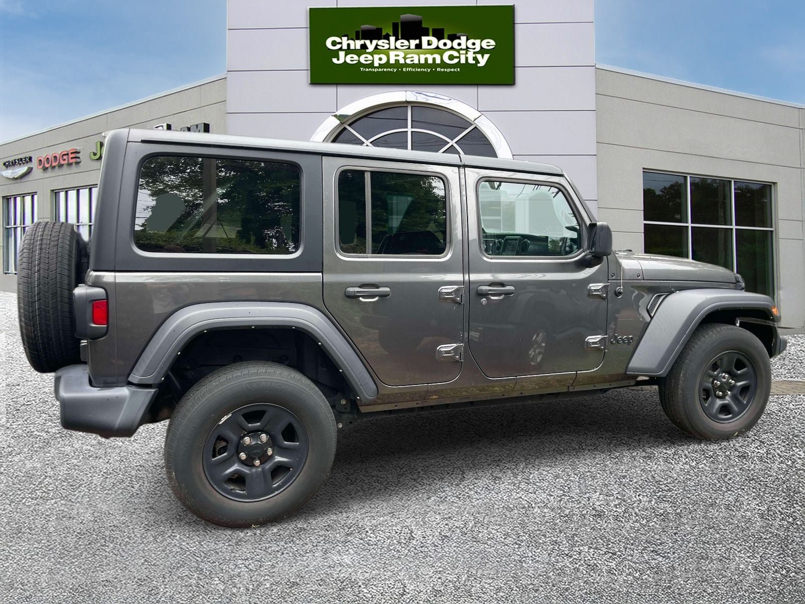 Used 2022 Jeep Wrangler Unlimited Sport AWD/4WD image 5