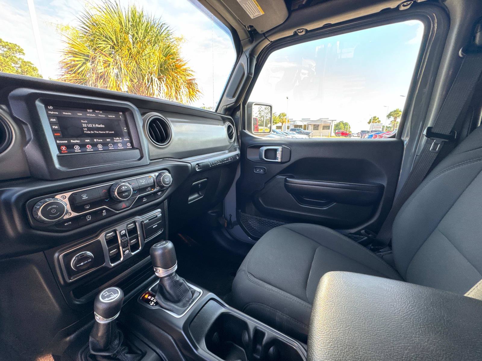 Used 2021 Jeep Wrangler Unlimited Sport AWD/4WD image 25