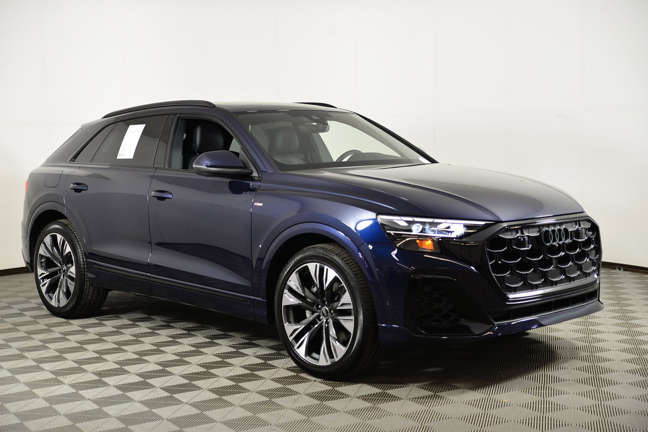 New 2026 Audi Q8 Premium Plus image 6