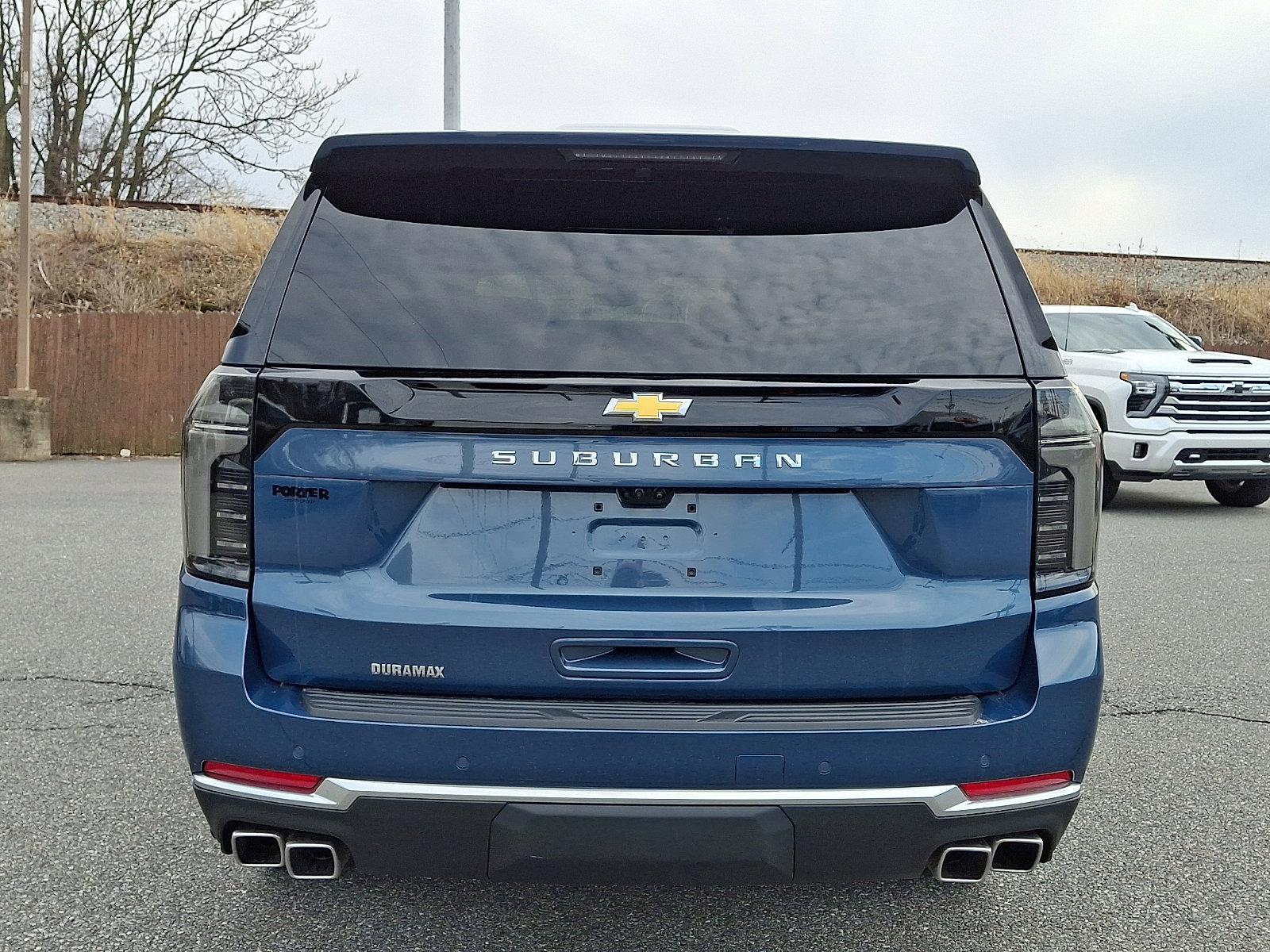 Used 2025 Chevrolet Suburban High Country image 5