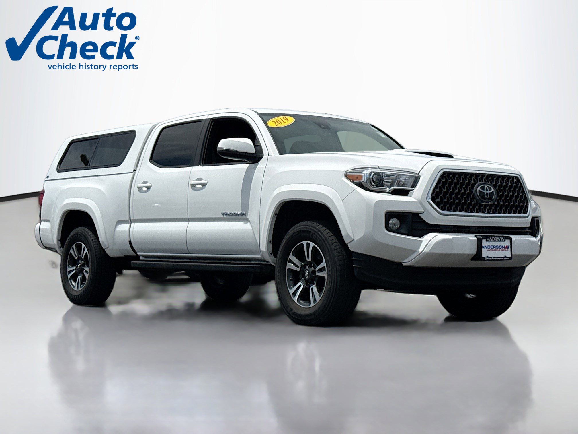Used 2019 Toyota Tacoma TRD Sport AWD/4WD image 1