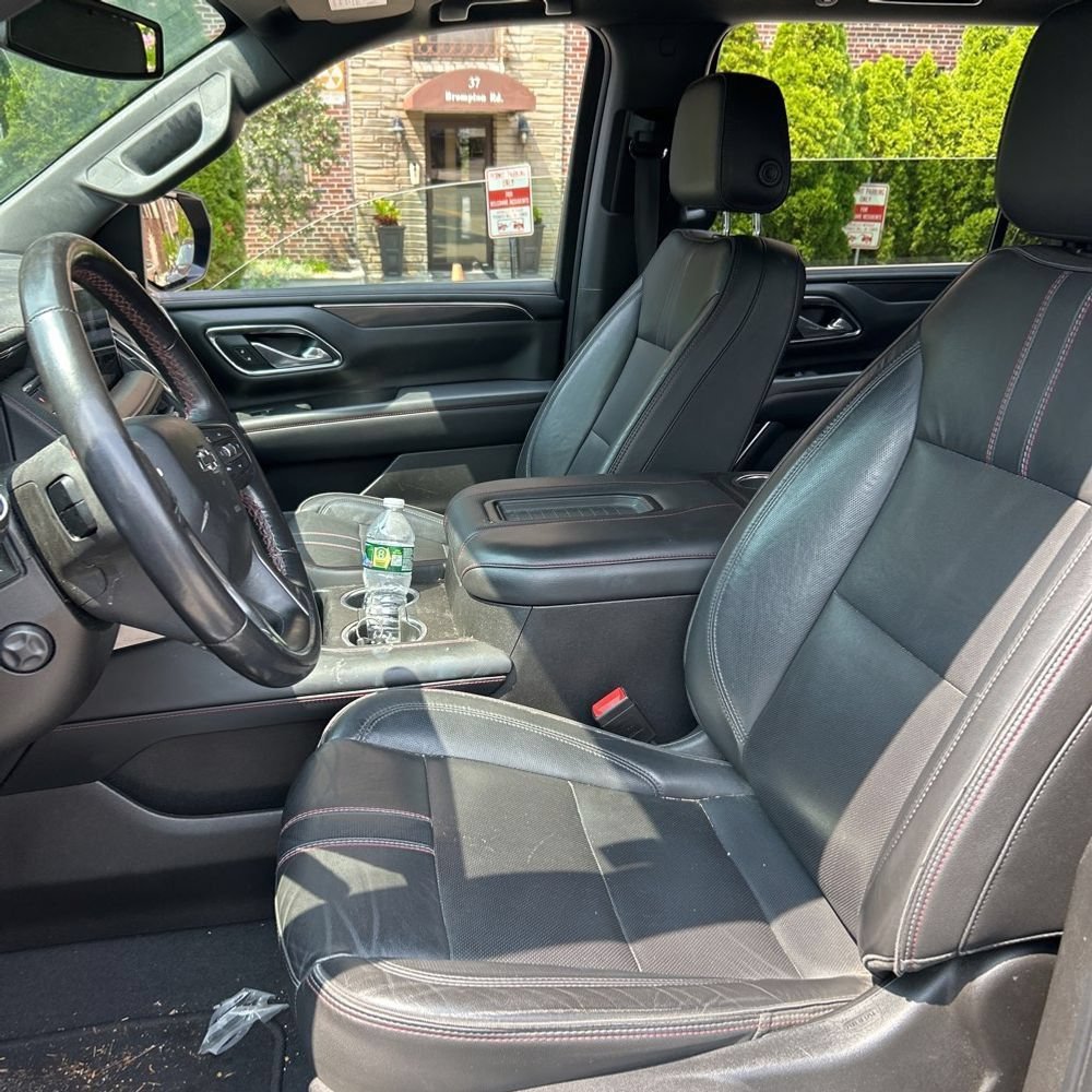 Used 2021 Chevrolet Suburban RST w/ Luxury Package AWD/4WD image 5