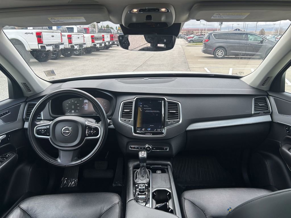 Used 2021 Volvo XC90 T5 Momentum w/ Climate Package image 37
