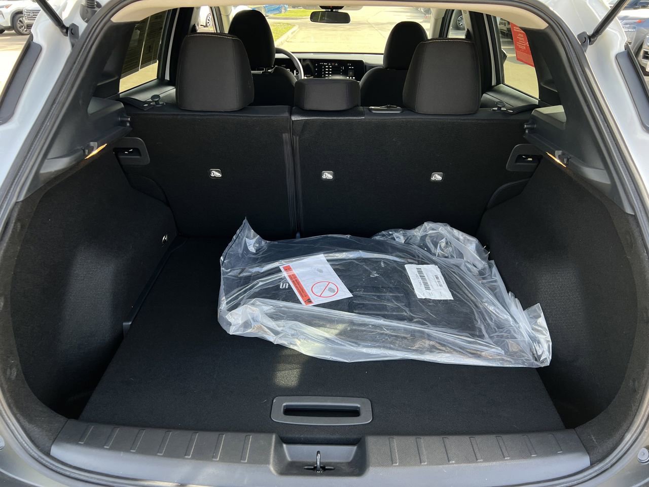 Used 2026 Nissan Kicks SV image 25