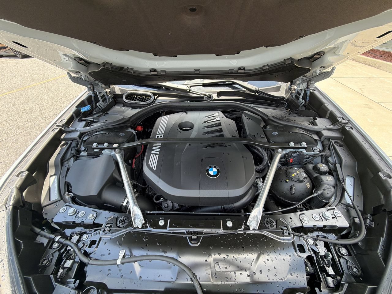 Certified 2025 BMW 740i xDrive AWD/4WD image 35