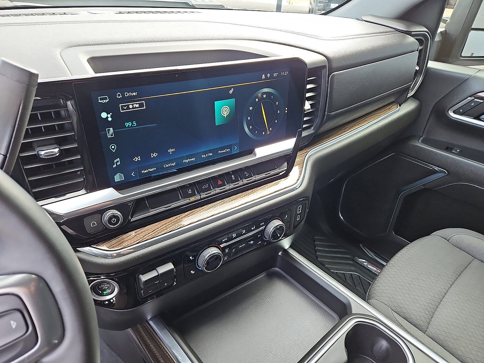 Used 2024 Chevrolet Silverado 2500 LT image 17