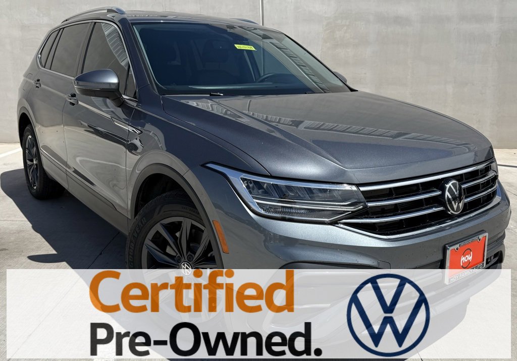 Certified 2024 Volkswagen Tiguan SE image 1