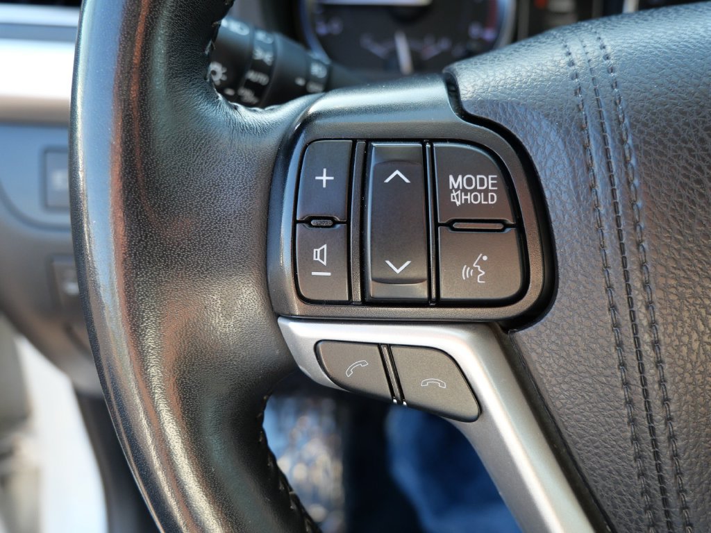 Certified 2019 Toyota Highlander Limited Platinum AWD/4WD image 27