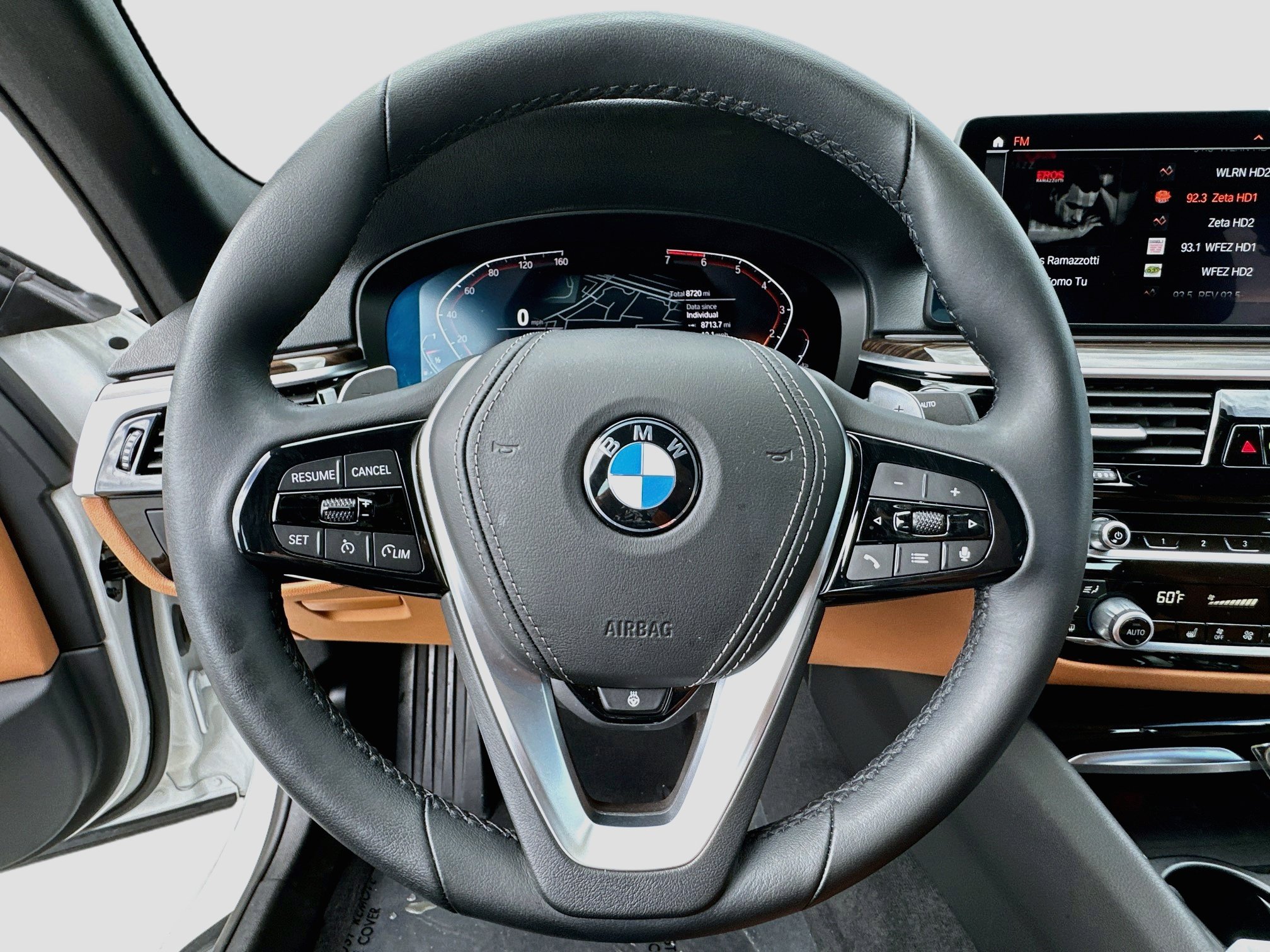 Used 2023 BMW 530i w/ Premium Package RWD image 11