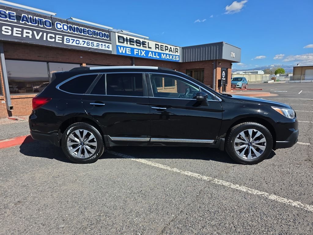 Used 2017 Subaru Outback 3.6R Touring image 8